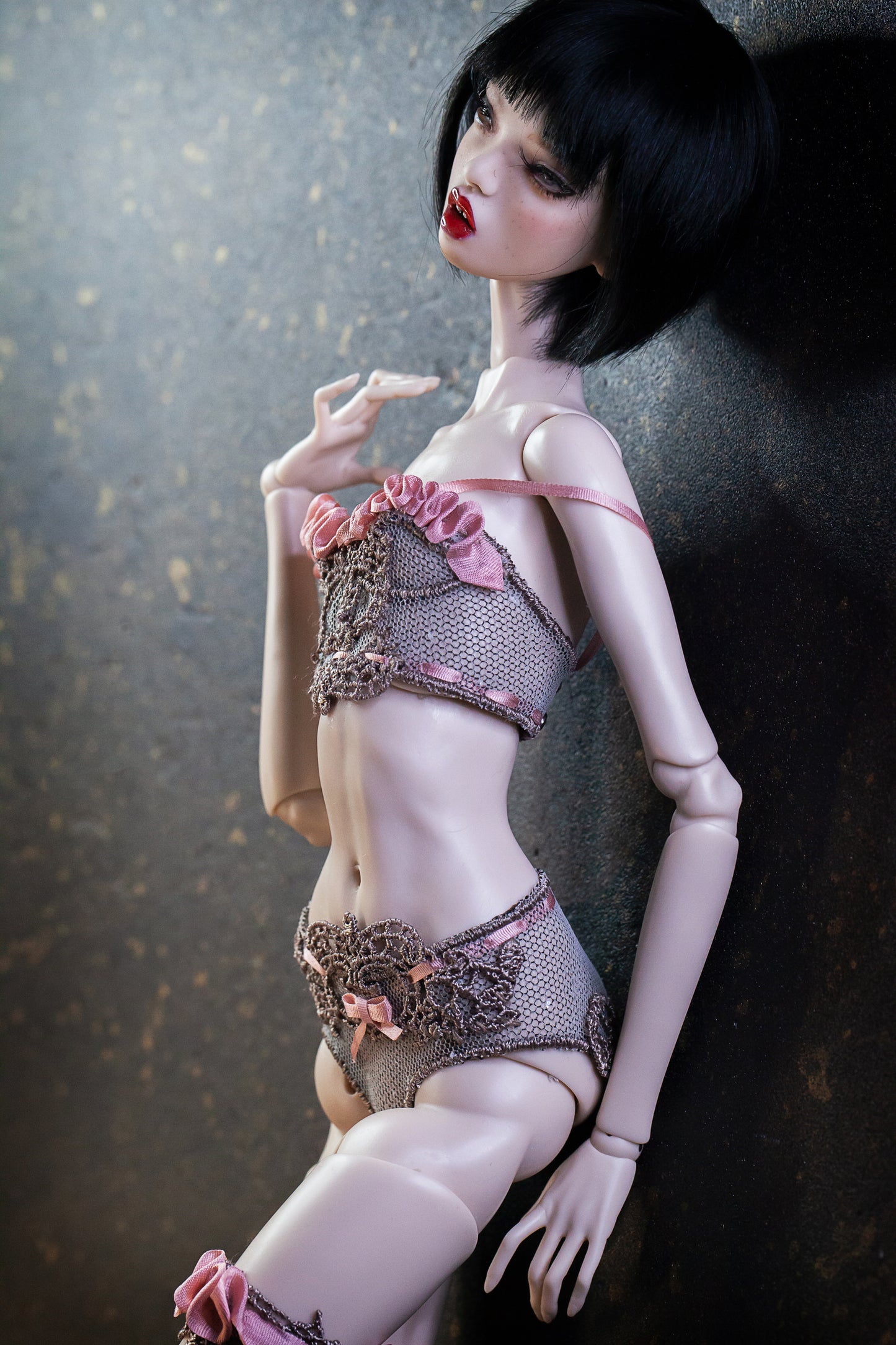 Edle Dessous für Popovy Sisters & Recast Puppen. Pantie + Bra mit Strumpfband und evtl. Morgenmantel