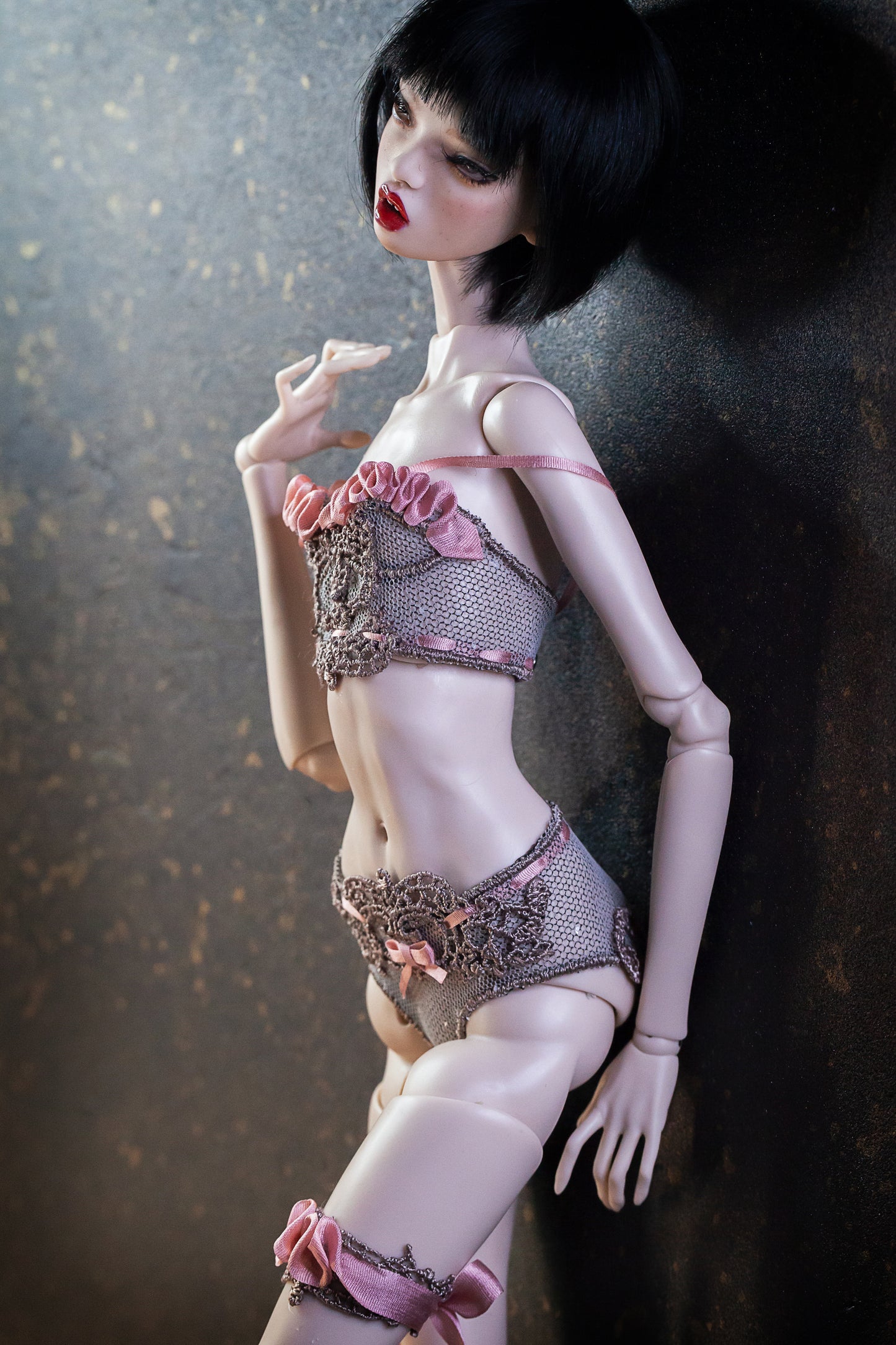 Edle Dessous für Popovy Sisters & Recast Puppen. Pantie + Bra mit Strumpfband und evtl. Morgenmantel