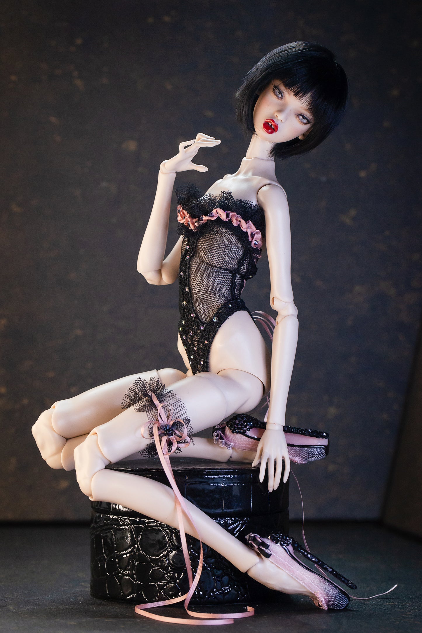 Digital Embroidery  – Body suit Corset Lingerie for Popovy sisters dolls  Body Type II + IV und BJD   S D   1/4 Dolls + Tutorial