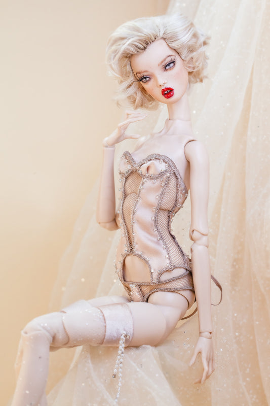 Edle Dessous für Popovy Sisters & Recast Puppen. Pantie + Corset mit Strümpfen