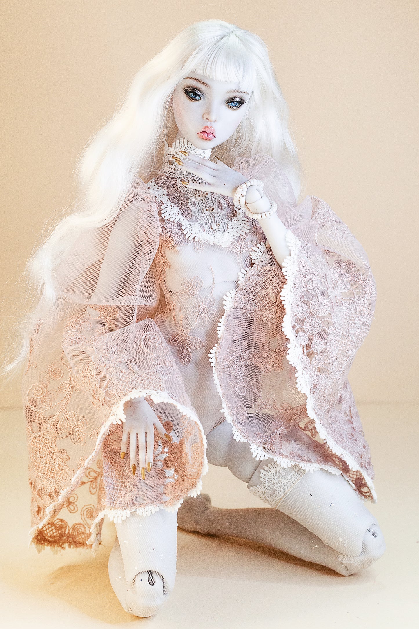 Edler Body mit Höschen und Strümpfen für Popovy Sisters VENUS BJD 1/4 Puppen.