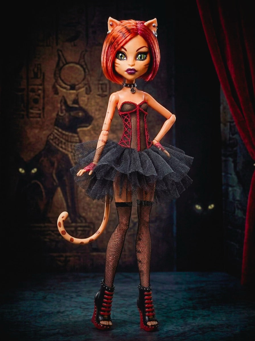 PDF Digital Pattern Stockings for monster MH G1 + G3 dolls + Video Tutorial