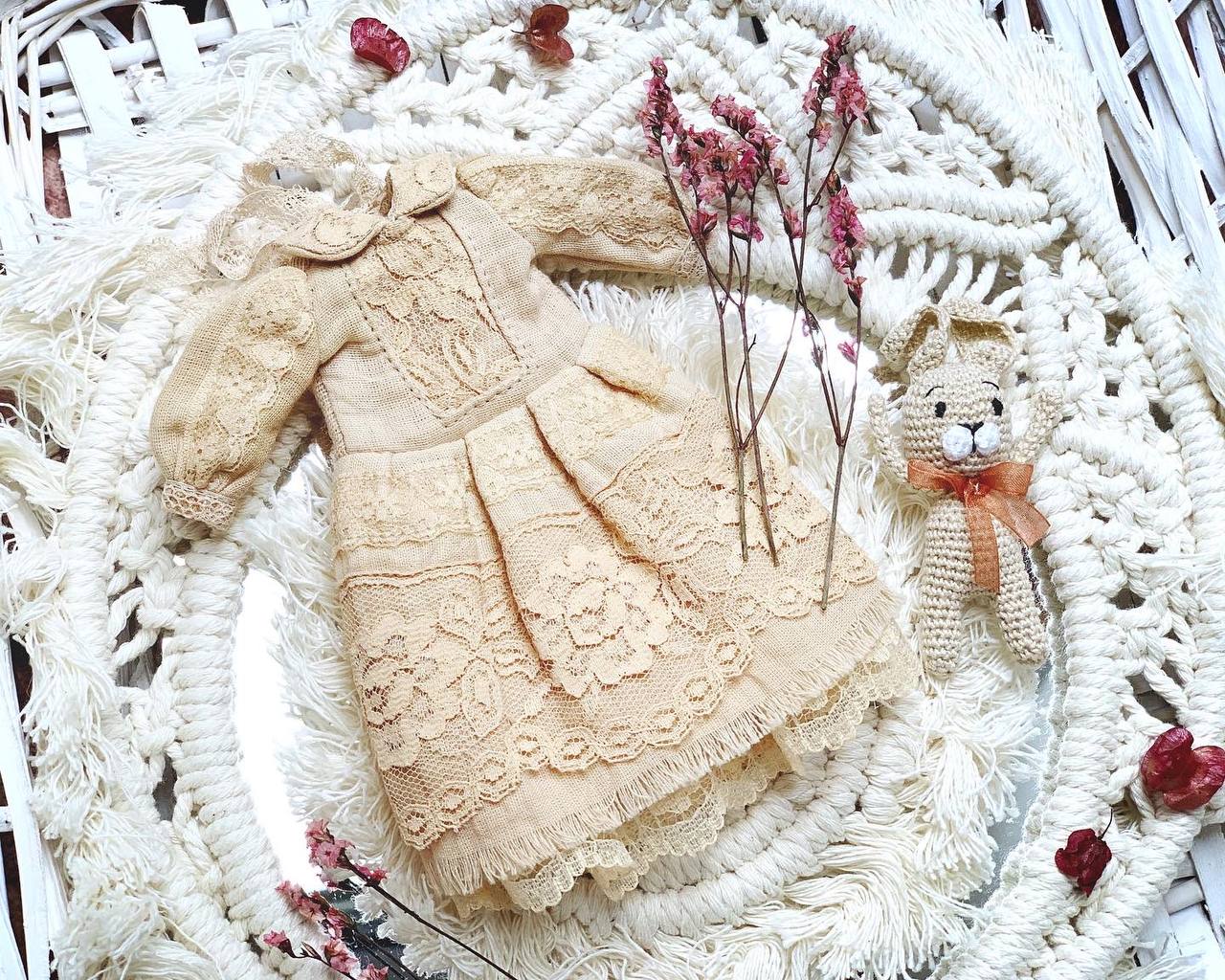 PDF Digital Pattern vintage dress for BB MTM, Curvy and Blythe dolls. + Sewing Tutorial