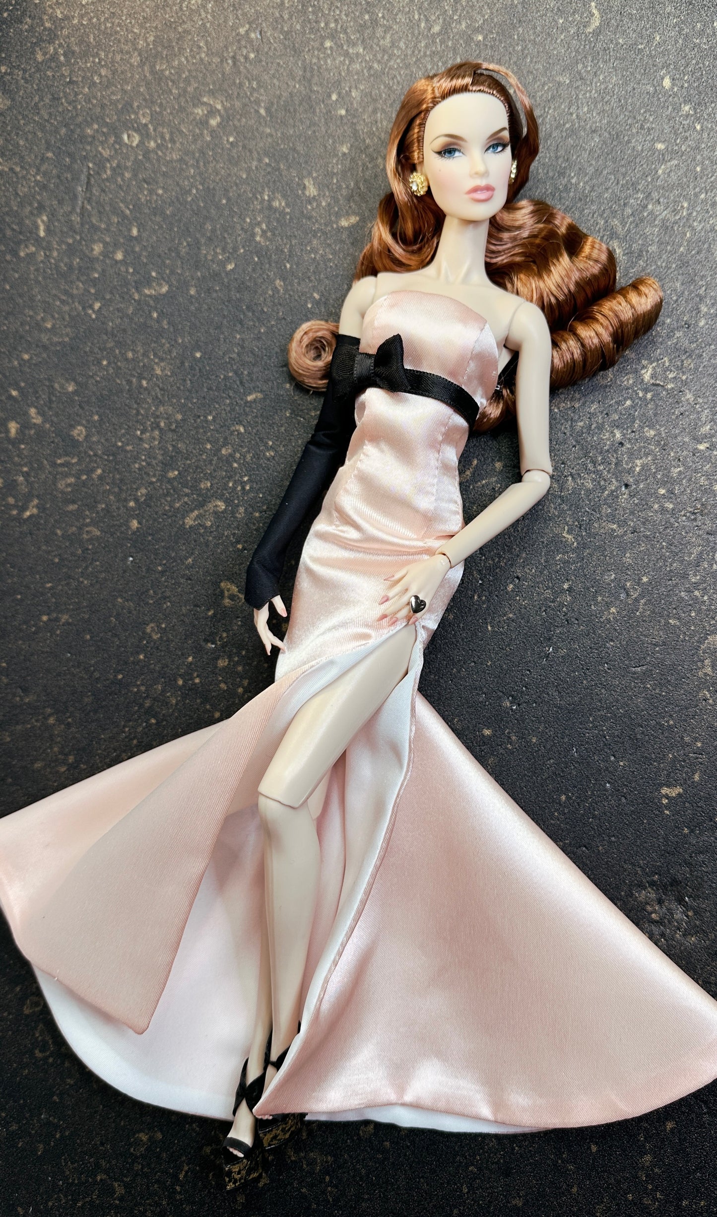 PDF Digital Pattern marshmallow corset dress for 1:6 dolls / Integrity toys/ BB dolls. VIDEO tutorial.