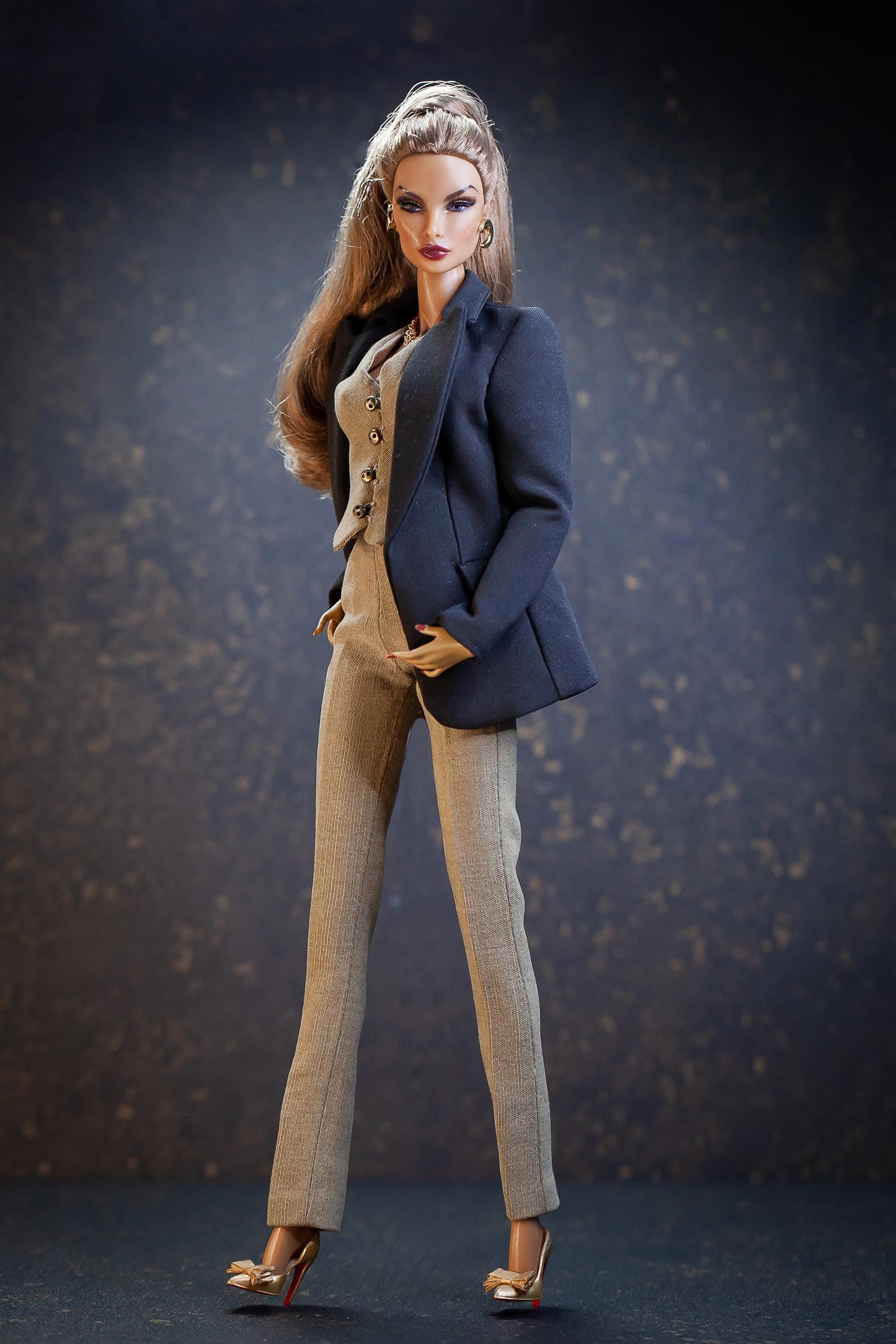 PDF Digital Pattern oversize jacket blazer Fashion Royalty Nu Face Poppy Parker BB dolls Integrity toys. VIDEO tutorial.