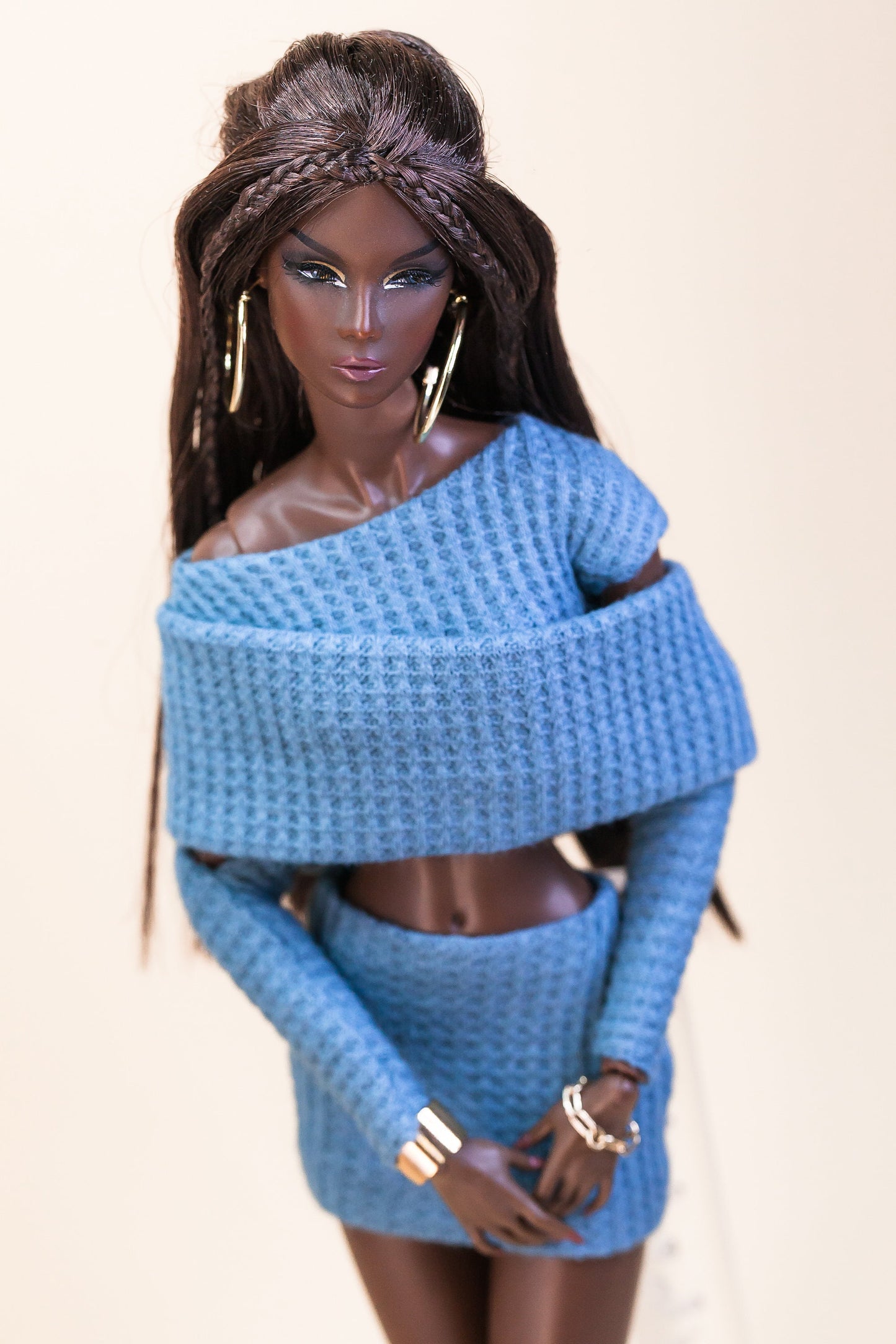 PDF Digital Pattern shirt + skirt for Fashion Royalty Nu Face Integrity toys and BB dolls. YouTube VIDEO tutorial.