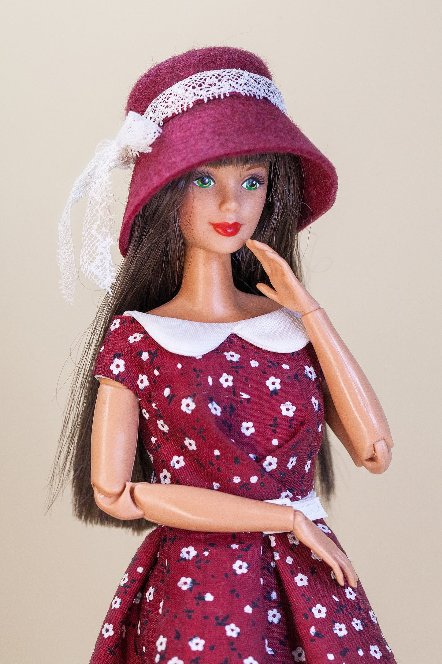 PDF Digital Pattern felt hat for BB, BBMTM 30 cm dolls. Video making tutorial.