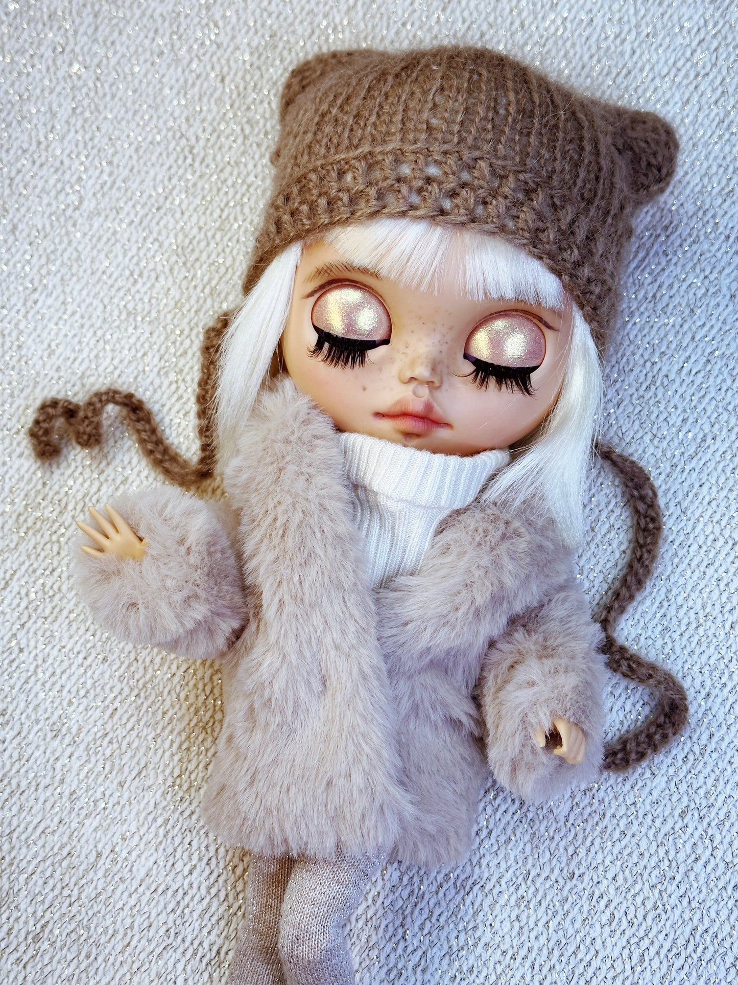 PDF Digital Pattern fur coat for Blythe 1:6 dolls. + VIDEO tutorial.