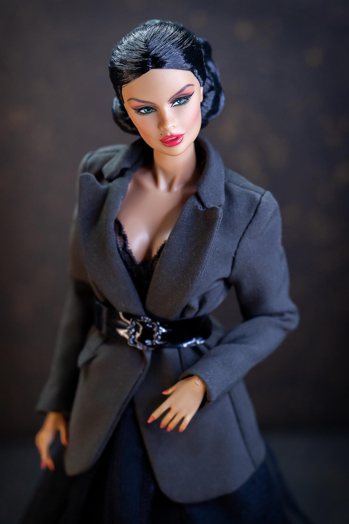 PDF Digital Pattern oversize jacket blazer Fashion Royalty Nu Face Poppy Parker BB dolls Integrity toys. VIDEO tutorial.