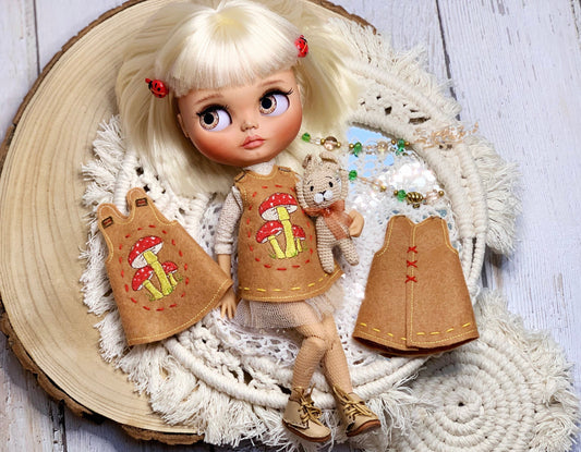 Blythe doll dress. Doll dress with embroidery. Vintage-style petticoat. Beige outfit with mushroom embroidery.