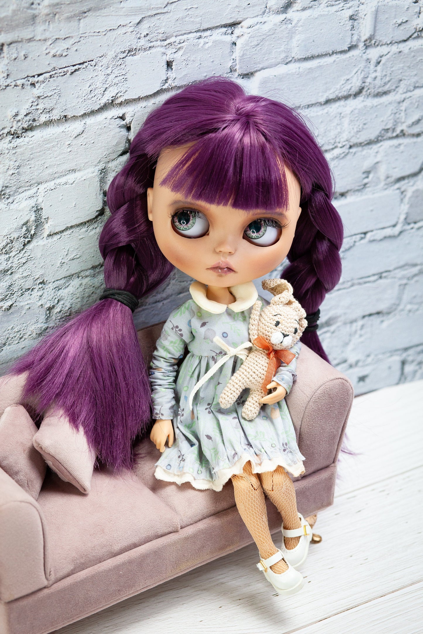 Dress for Blythe Doll. 1:6 doll outfit with collar, gray, blue, beige.