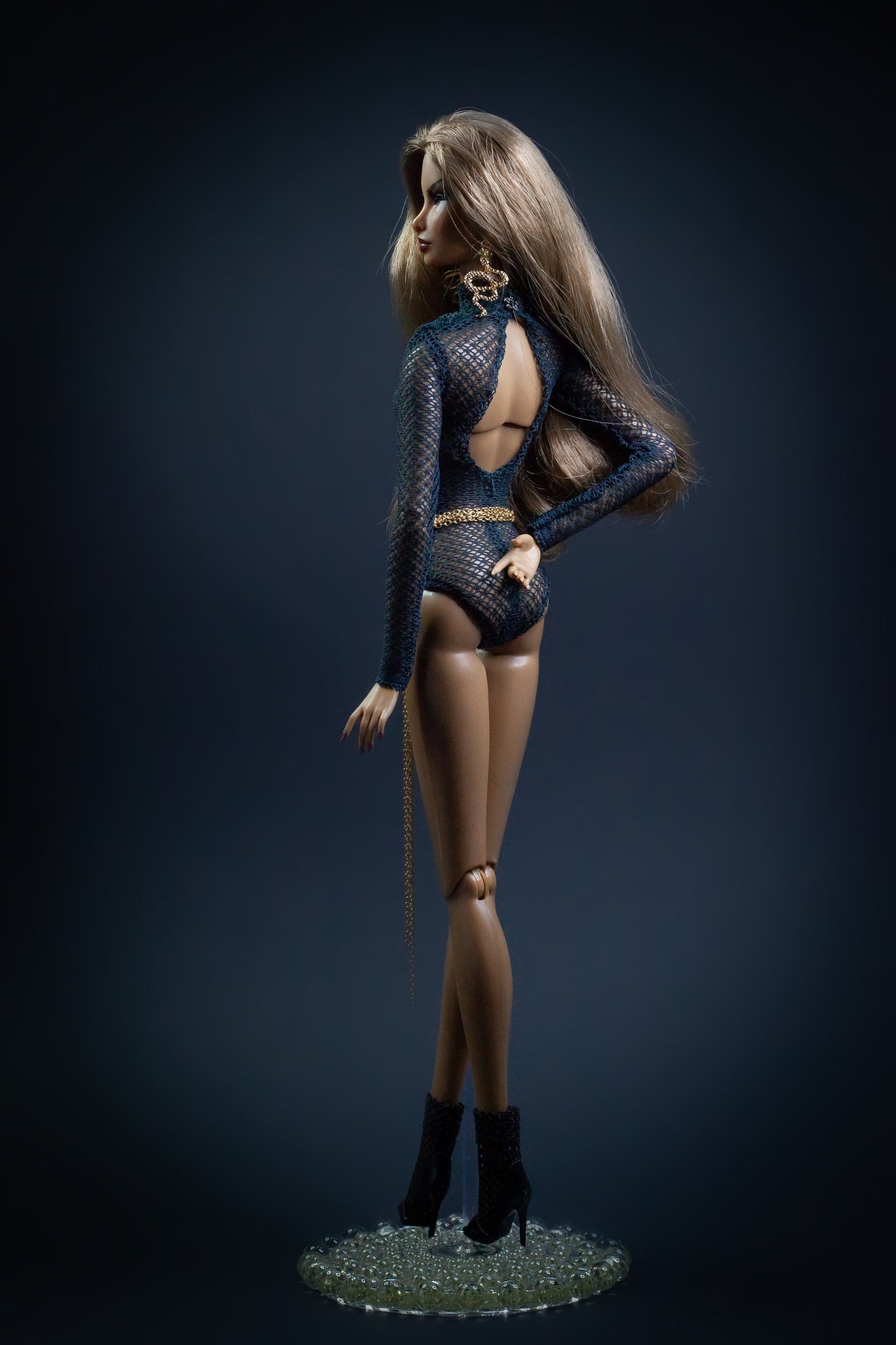 PDF Digital Pattern mesh body for Fashion Royalty doll Integrity toys. Youtube VIDEO tutorial.