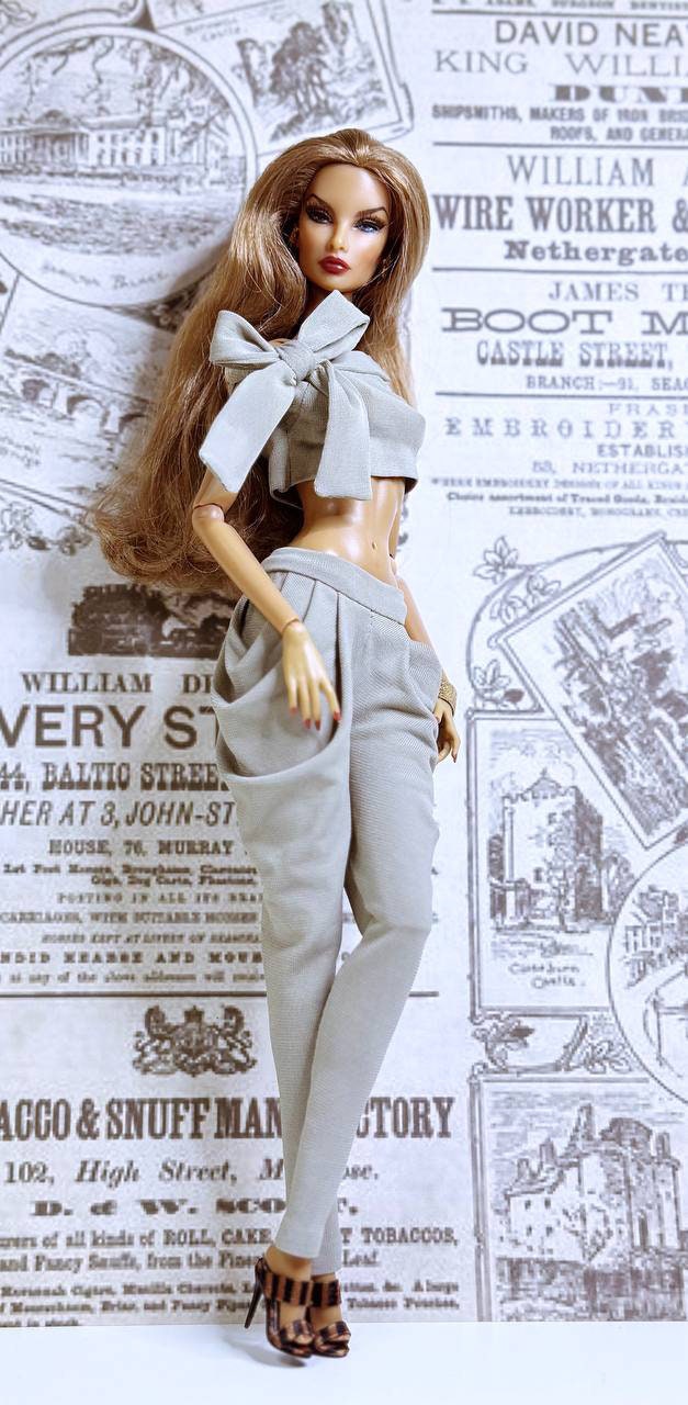 PDF Digital Pattern pleated pants and top for BB &amp; Integrity toys dolls. VIDEO tutorial.
