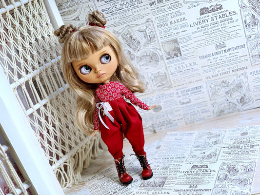 Red jumpsuit for a 30 cm Blythe doll. Burgundy outfit for dolls.