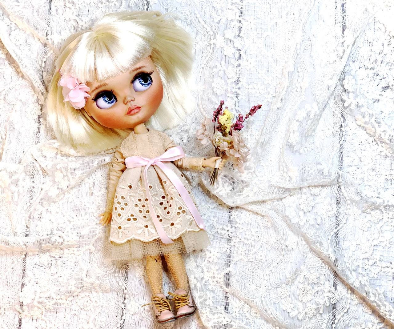PDF Digital Pattern vintage dress for BB and Blythe dolls. Youtube VIDEO