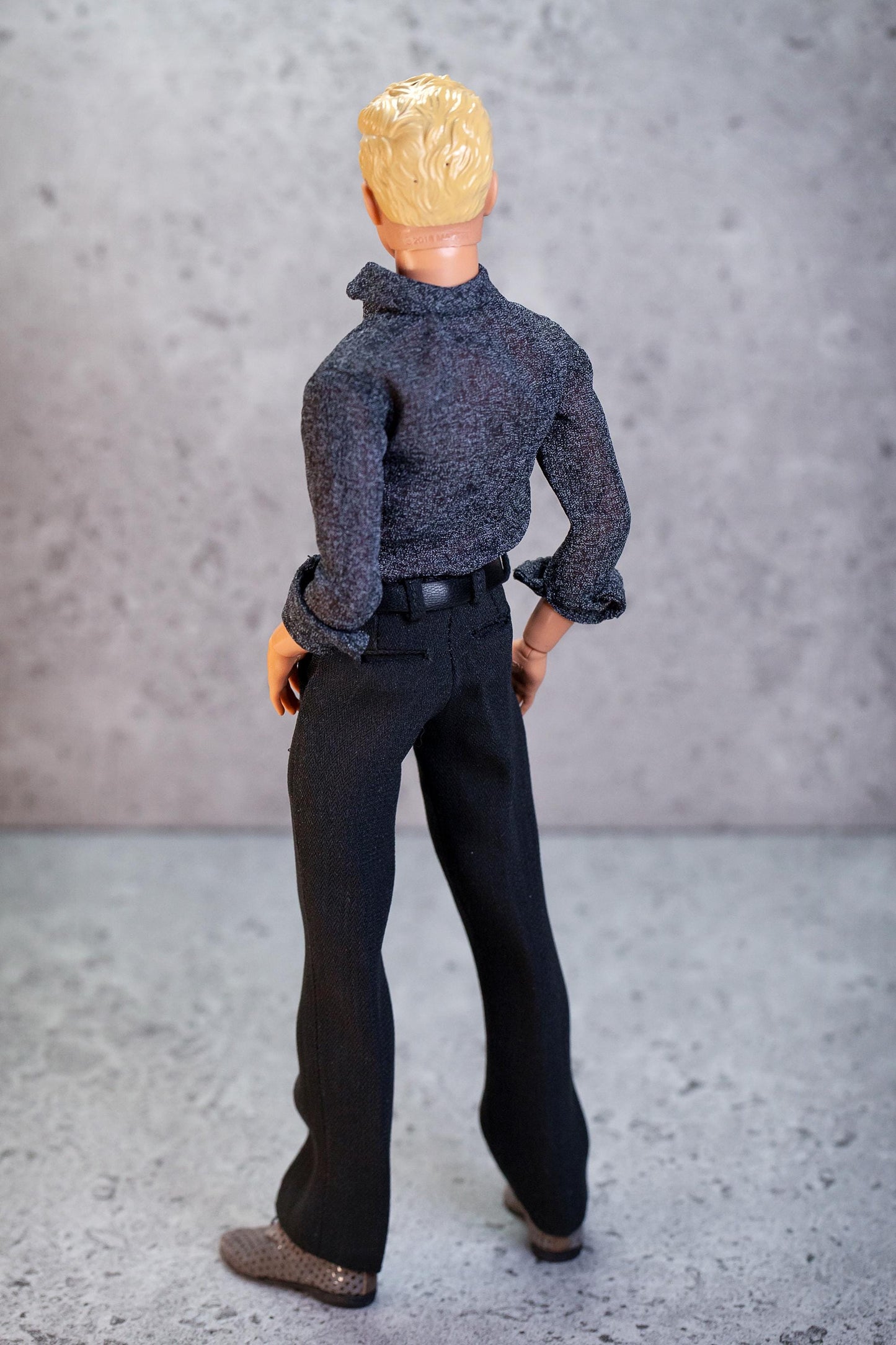 PDF Digital Pattern casual shirt for 1:6 12" male MTM fashion doll. Video tutorial.