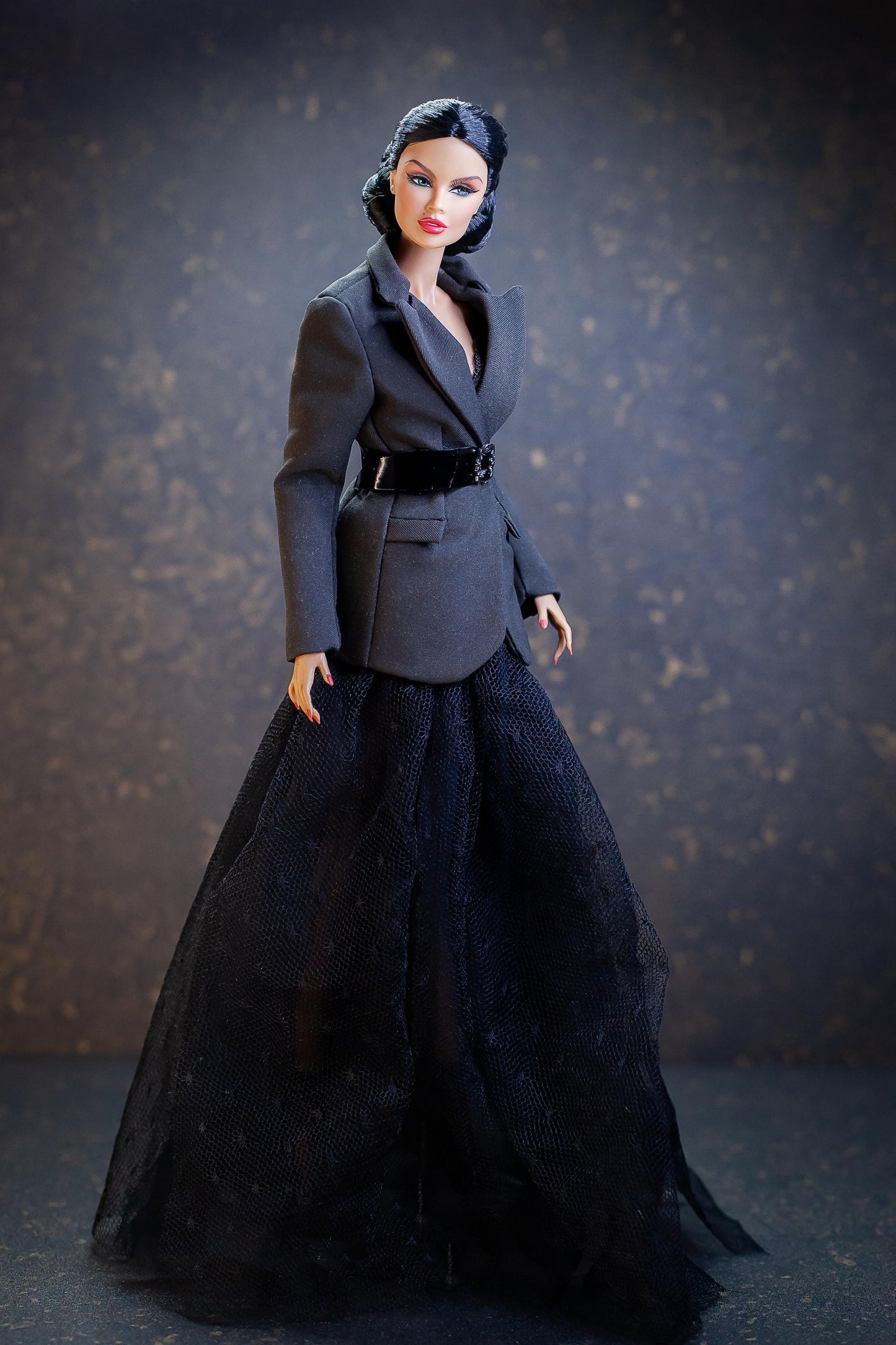 PDF Digital Pattern oversize jacket blazer Fashion Royalty Nu Face Poppy Parker BB dolls Integrity toys. VIDEO tutorial.