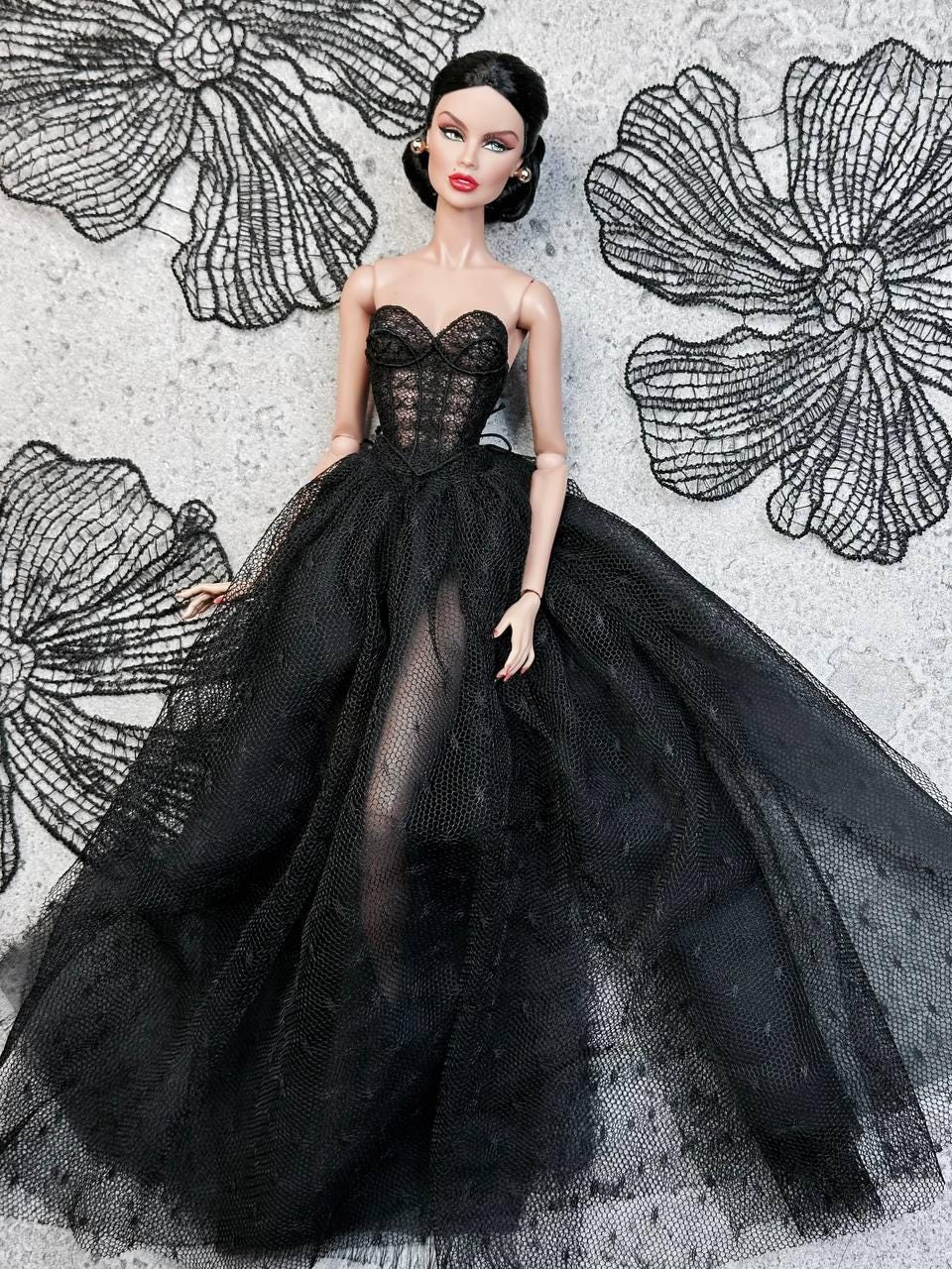 Digital Embroidery /embroidered short corset for Integrity toys &amp; BB MTM dolls. + Tutorial