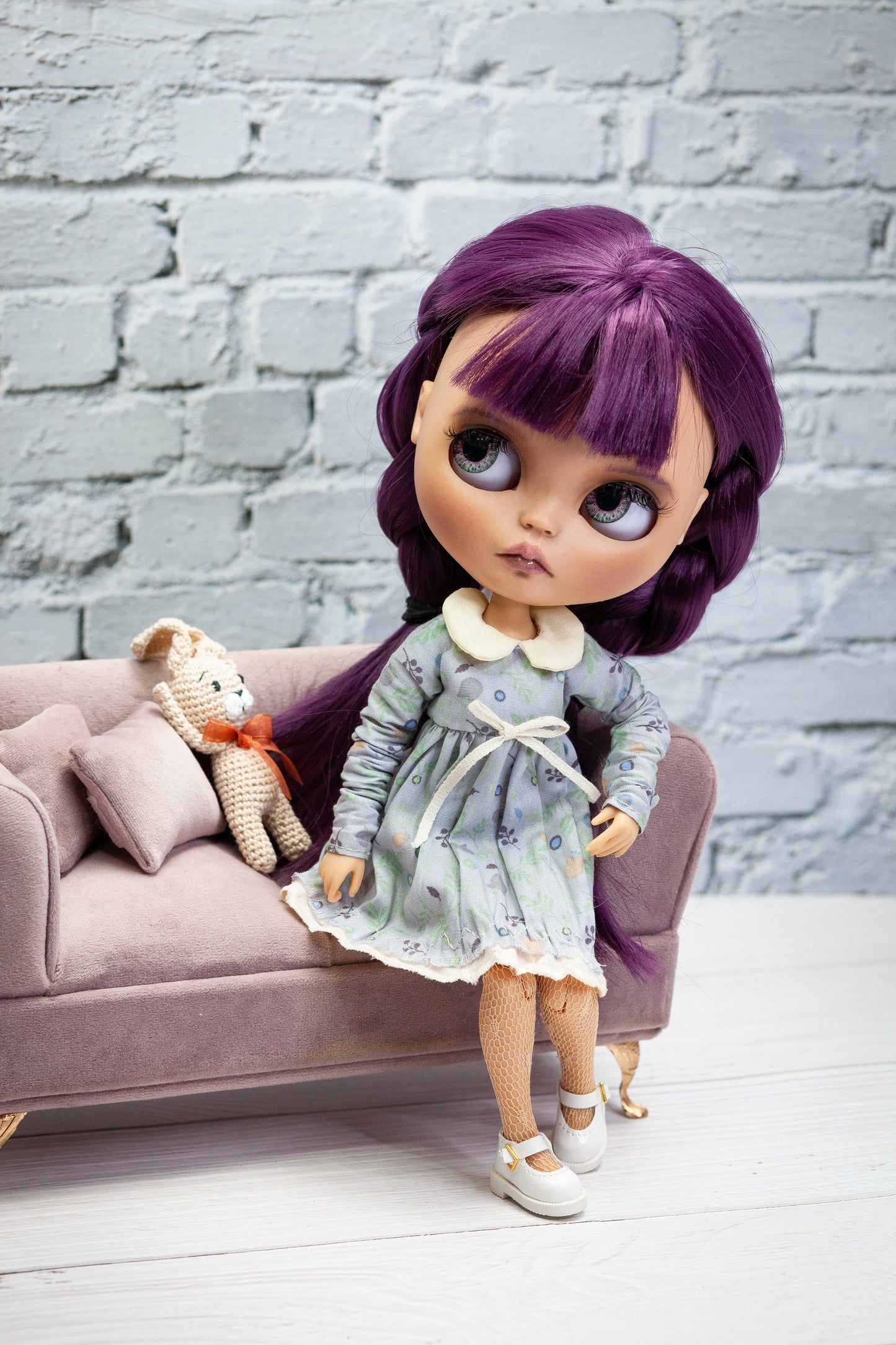 Dress for Blythe Doll. 1:6 doll outfit with collar, gray, blue, beige.